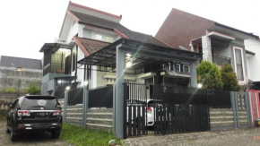 Villa Pesanggrahan Kusuma Batu